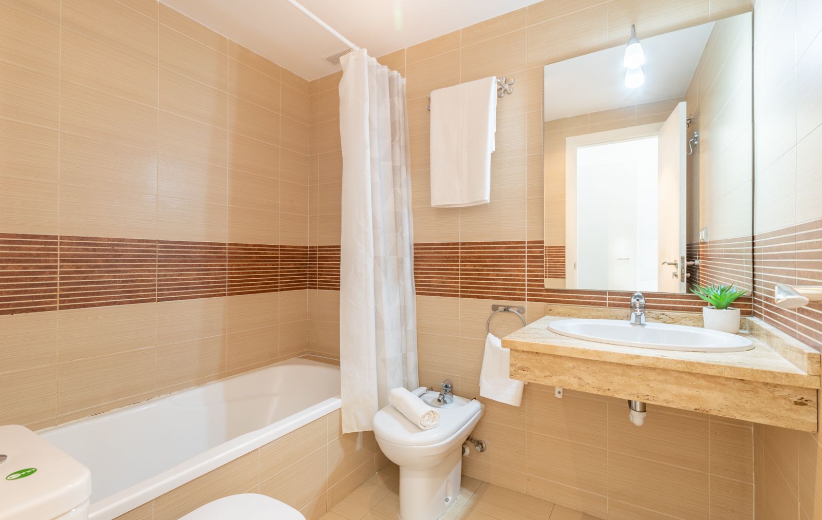 Appartement de 2 chambres et 2 salles de bains à Moraira avec licence touristique
